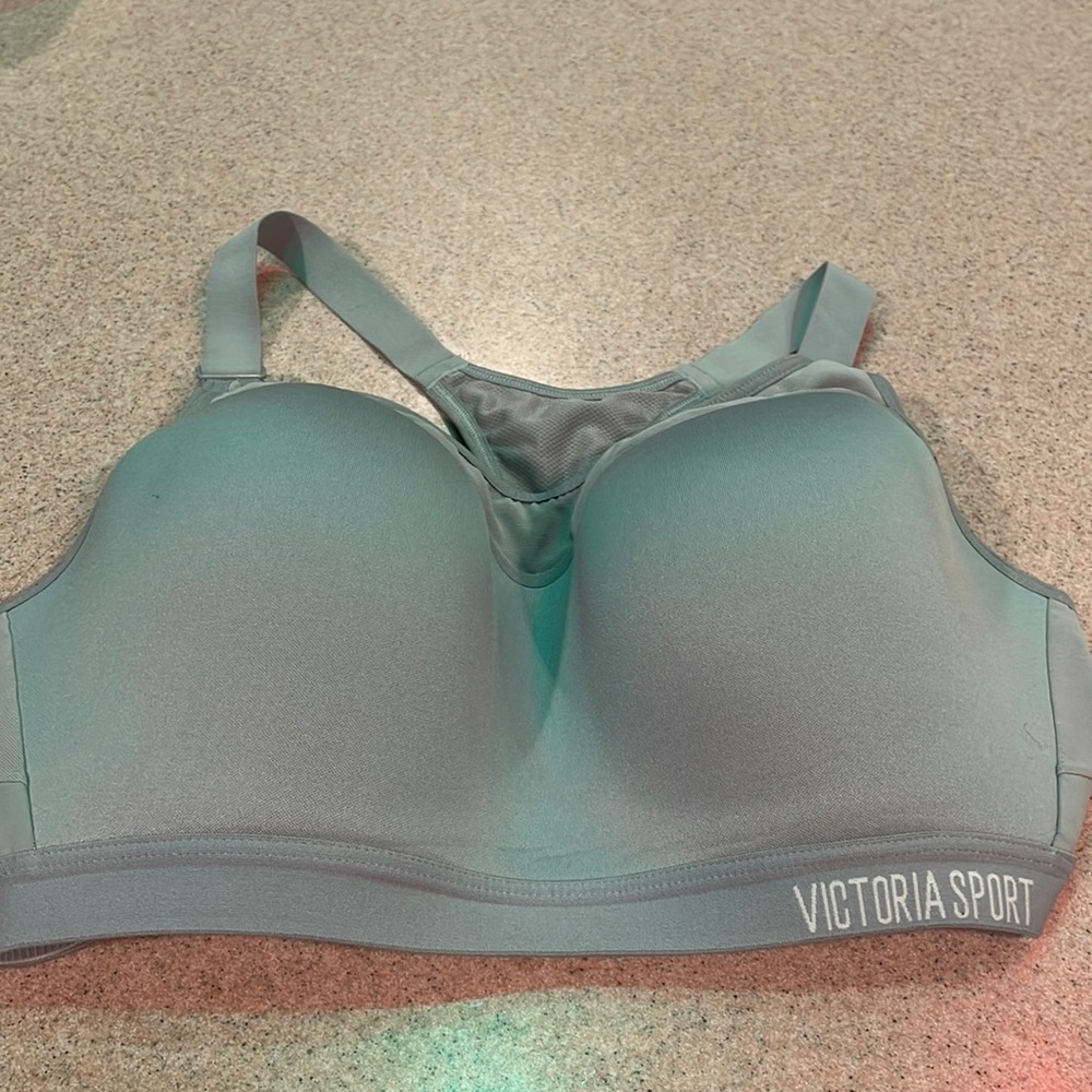 Victoria | Sports Bra